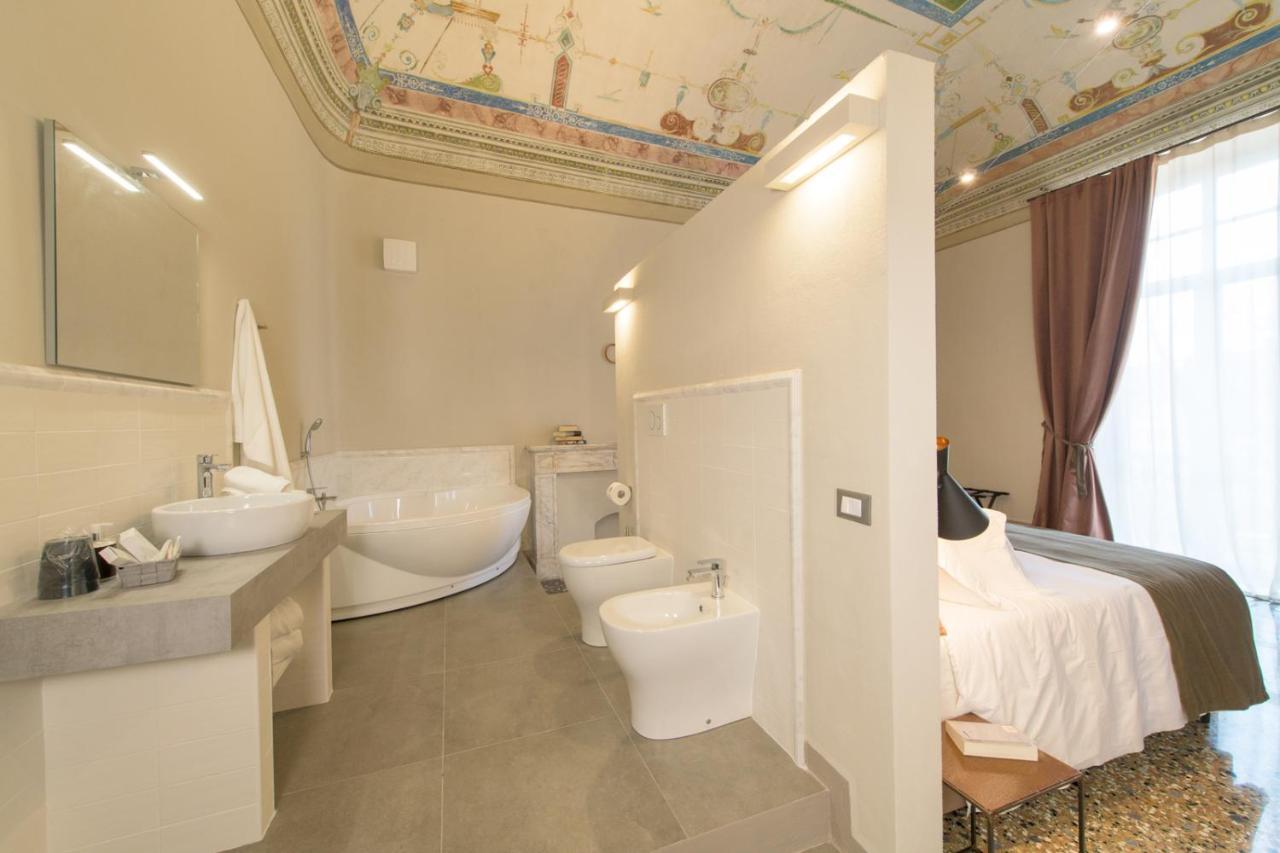 גאבי Palazzo Sertorio Suites מראה חיצוני תמונה