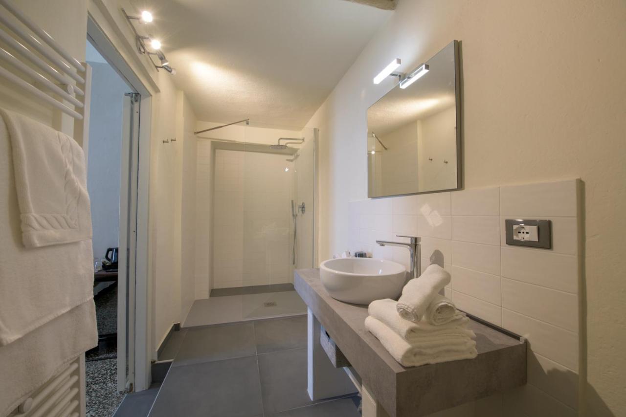 גאבי Palazzo Sertorio Suites מראה חיצוני תמונה