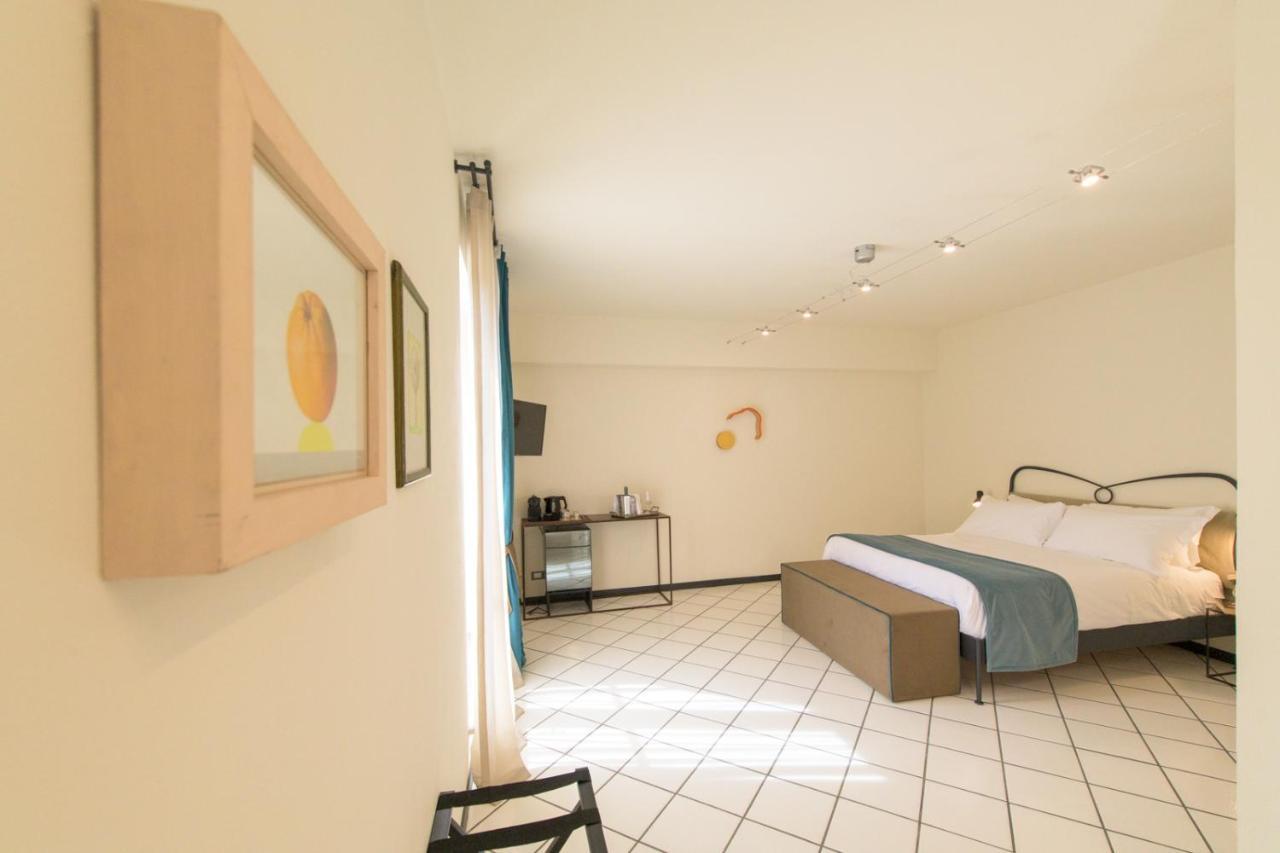 גאבי Palazzo Sertorio Suites מראה חיצוני תמונה