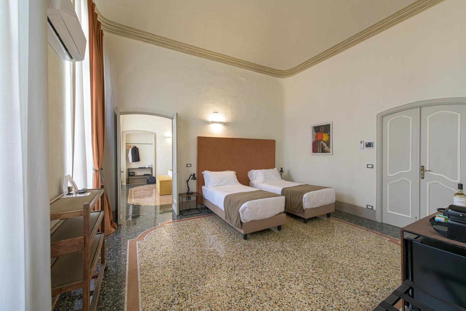 גאבי Palazzo Sertorio Suites מראה חיצוני תמונה